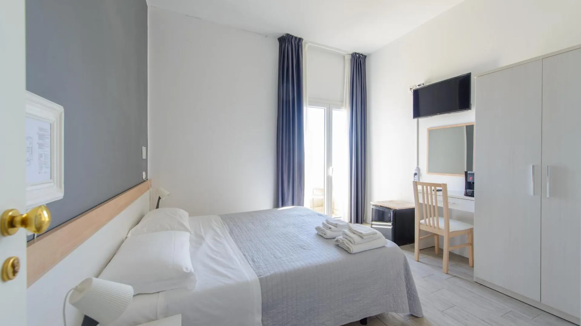 Nautic Beach Hotel Rimini 3*,
